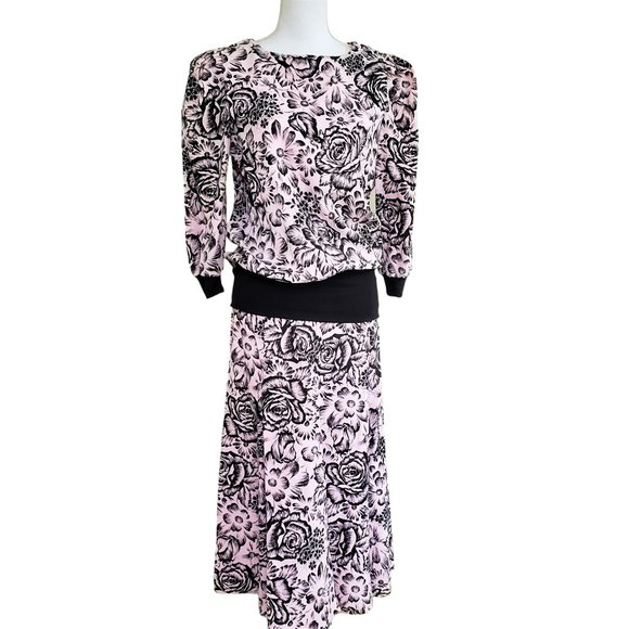 M. Paquette California Dresses & Skirts - vintage 80s Pink And Black Floral Two Piece baggy Shirt / Skirt Set